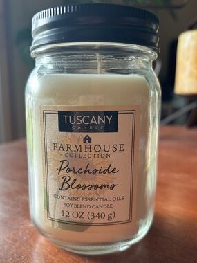 12 oz Tuscany Candle Farmhouse Collection Porchside Blossoms,